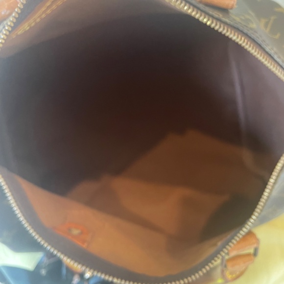 Louis Vuitton Monogram Vintage Speedy 30 w/ LV Lock & Key and Dust Bag - Picture 12 of 16